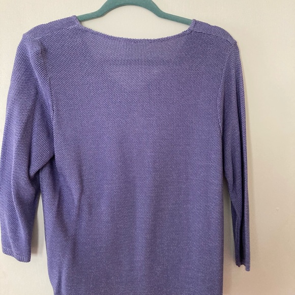 Sweaters - Picture 3 of 4